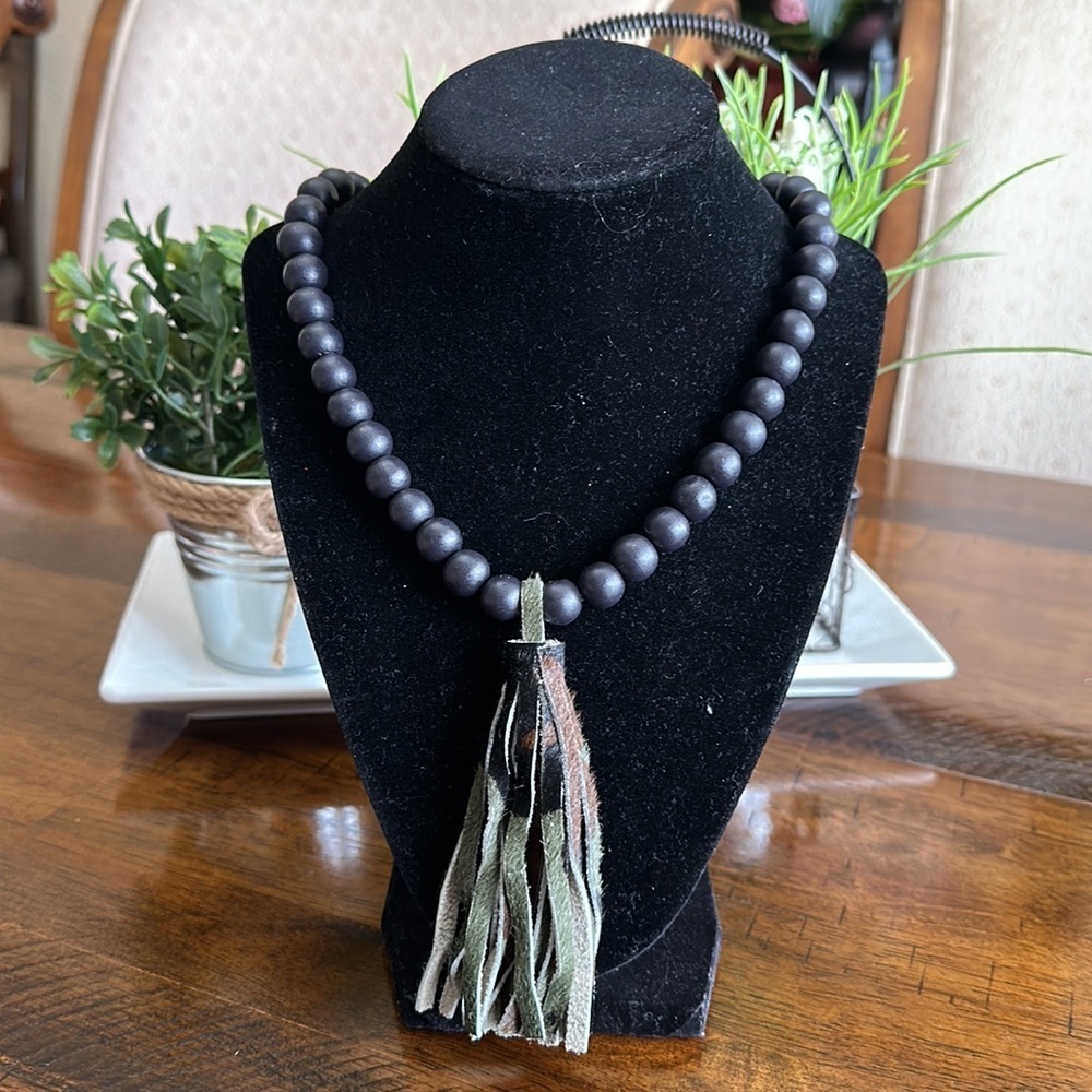 Cato Necklace - Picture 1 of 7